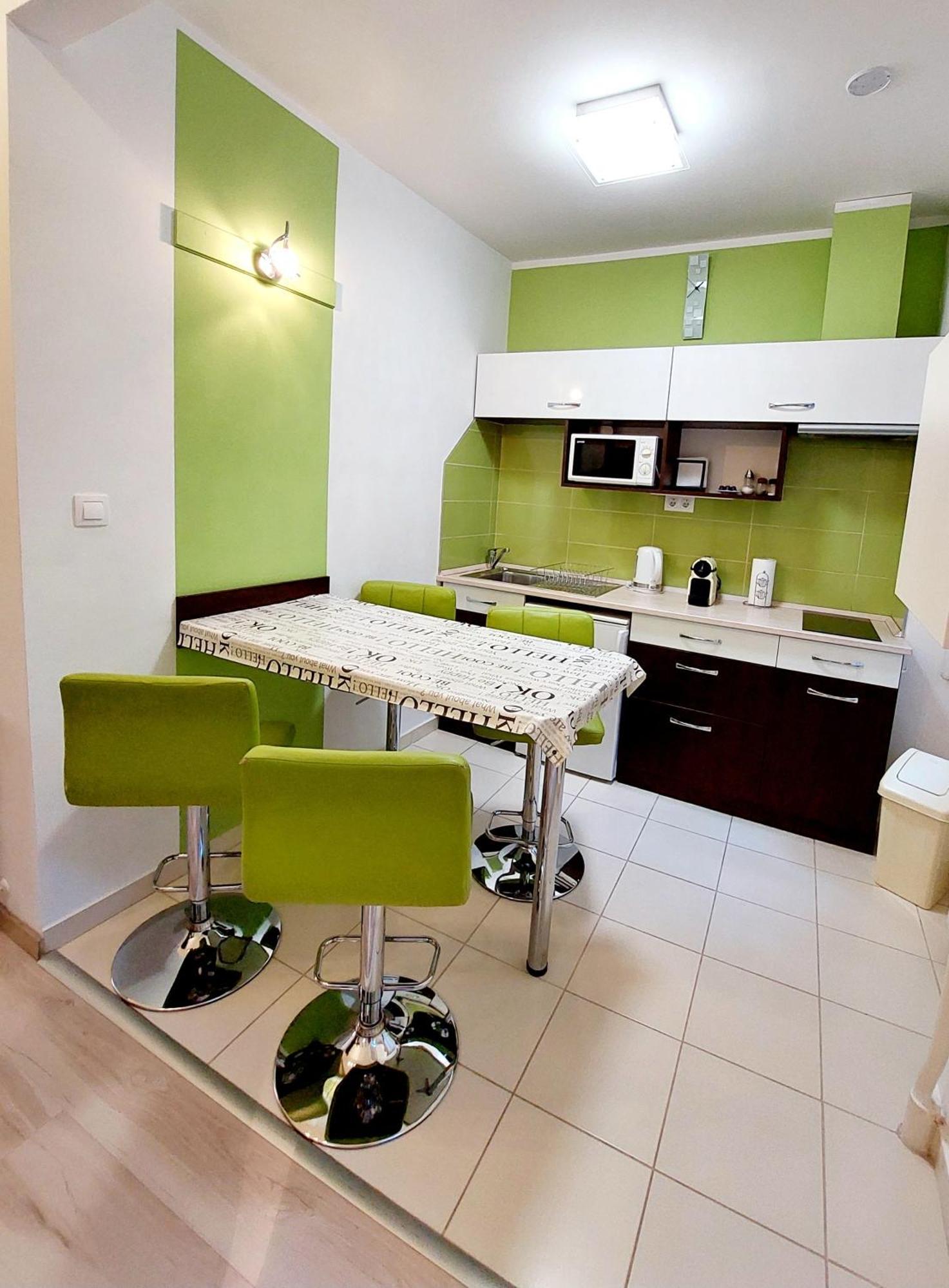 Eoetvoes Apartman Budapest Extérieur photo