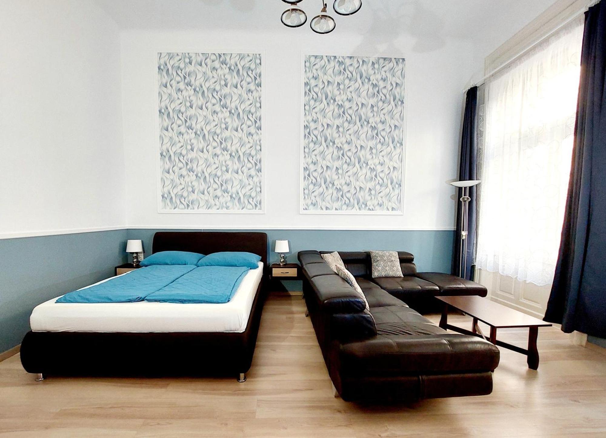 Eoetvoes Apartman Budapest Extérieur photo